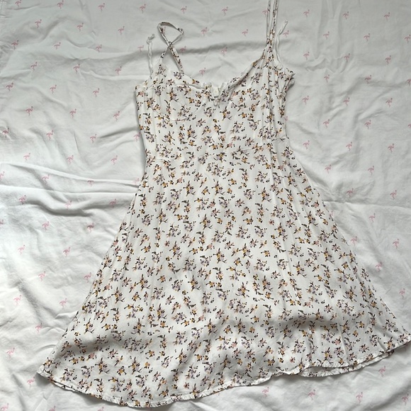 Floral Summer Dress - Garage Medium - Picture 1 of 4